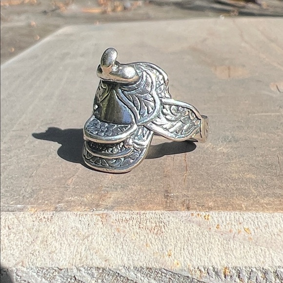Vintage Silver Horse Saddle Ring - Picture 5 of 6